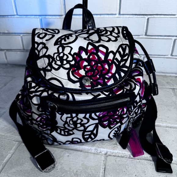 COACH Poppy Daisy Floral Graffiti Black White Backpack Bag F16582 Rare - Picture 1 of 13
